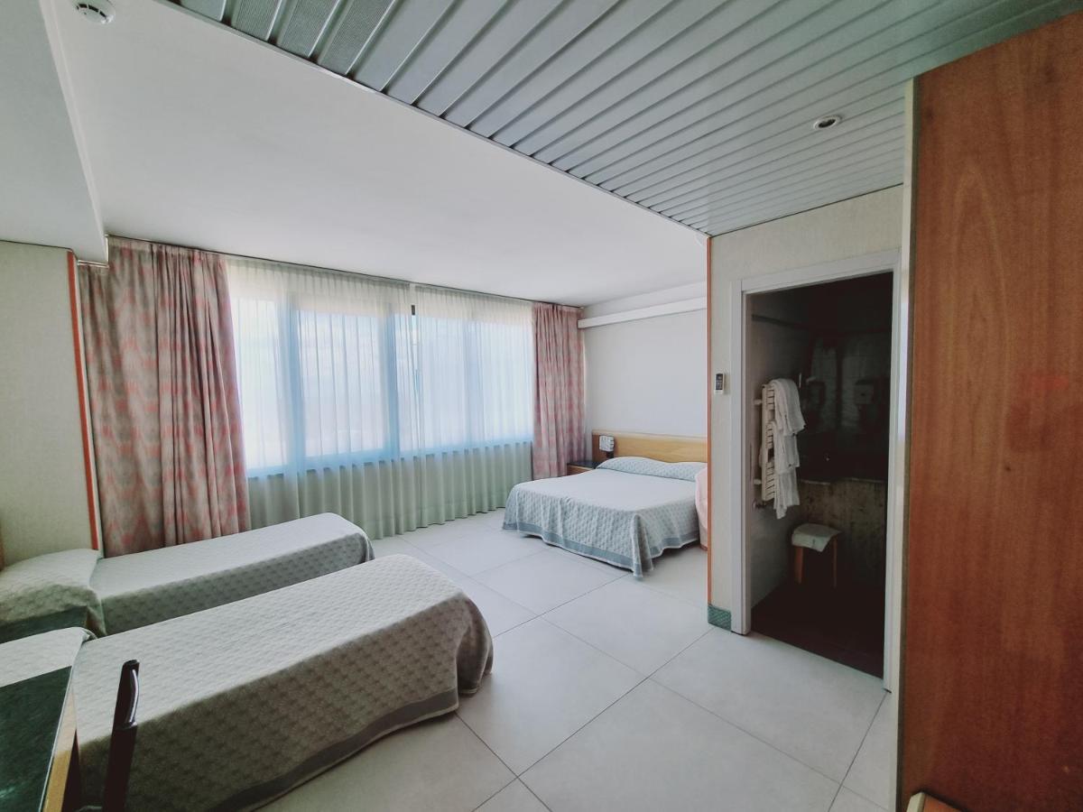 Hotel Thema Рока Сан Джовани Екстериор снимка